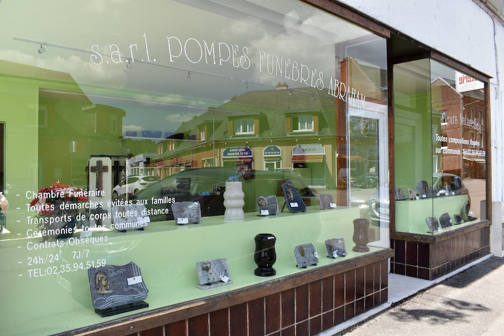 Devanture agence pompes funebres Abraham