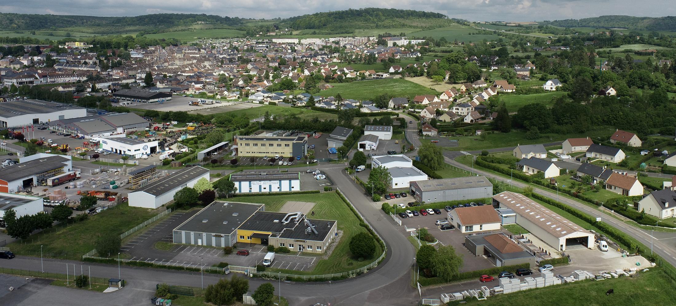 Photo drone de l'agence Pompes Funèbres Abraham à Neufchatel